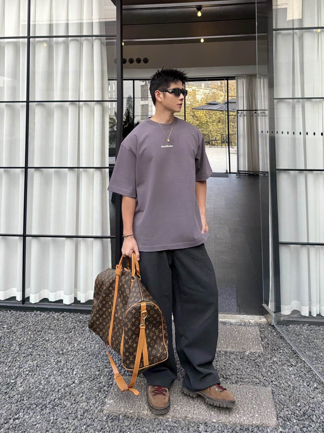 新款春季重磅T恤🆕颜色：黑，白，紫码数：XS-XL款号：52132