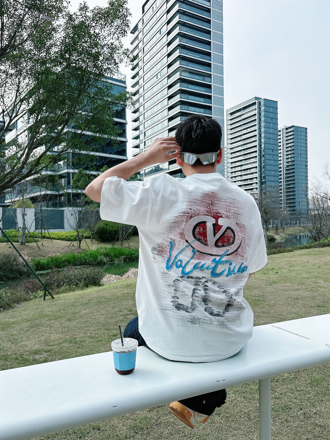 26新款短袖阔版T恤颜色：黑，白尺码：S-XL
