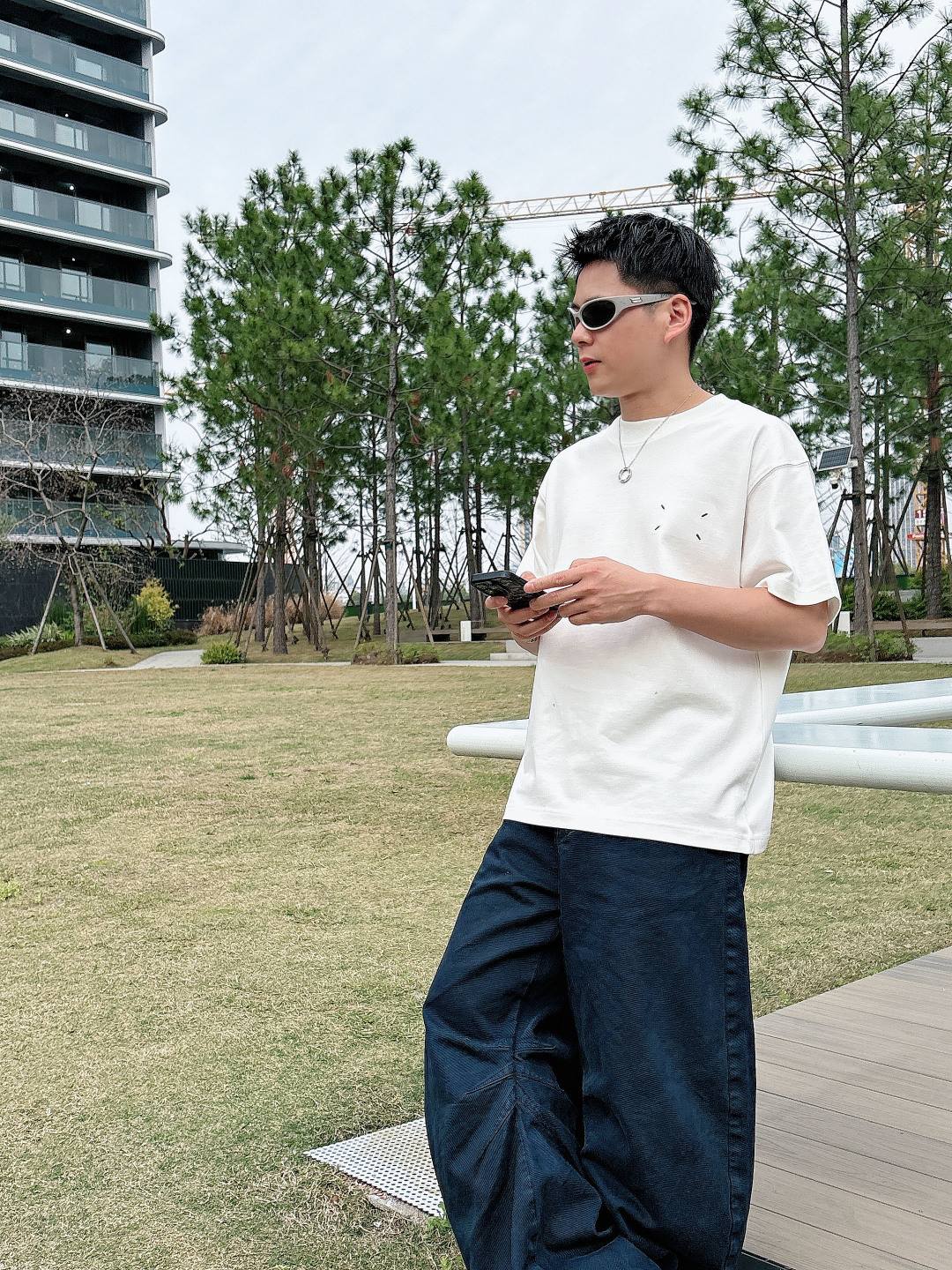 26新款短袖阔版T恤颜色：黑，白尺码：M-3XL