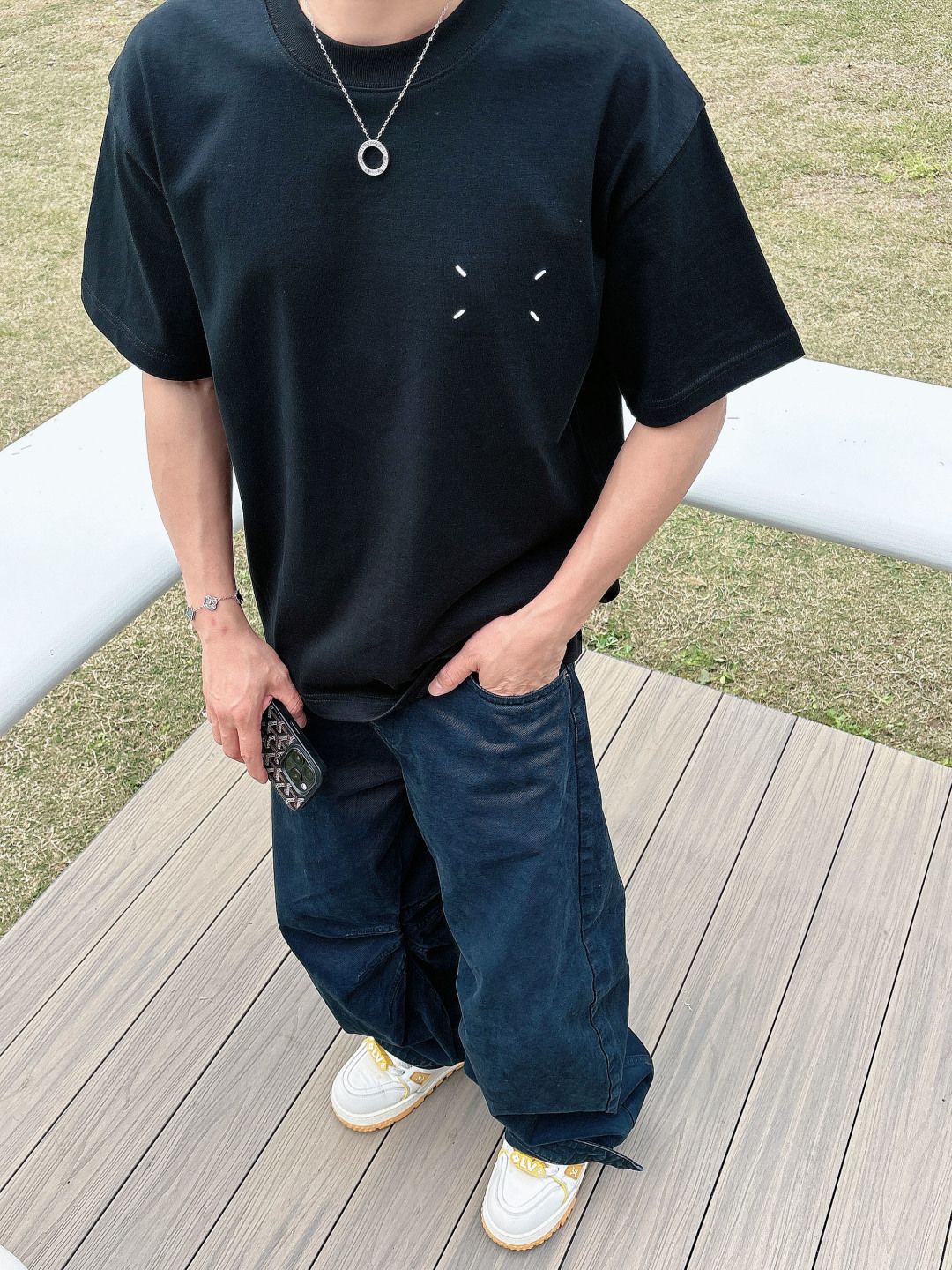 26新款短袖阔版T恤颜色：黑，白尺码：M-3XL