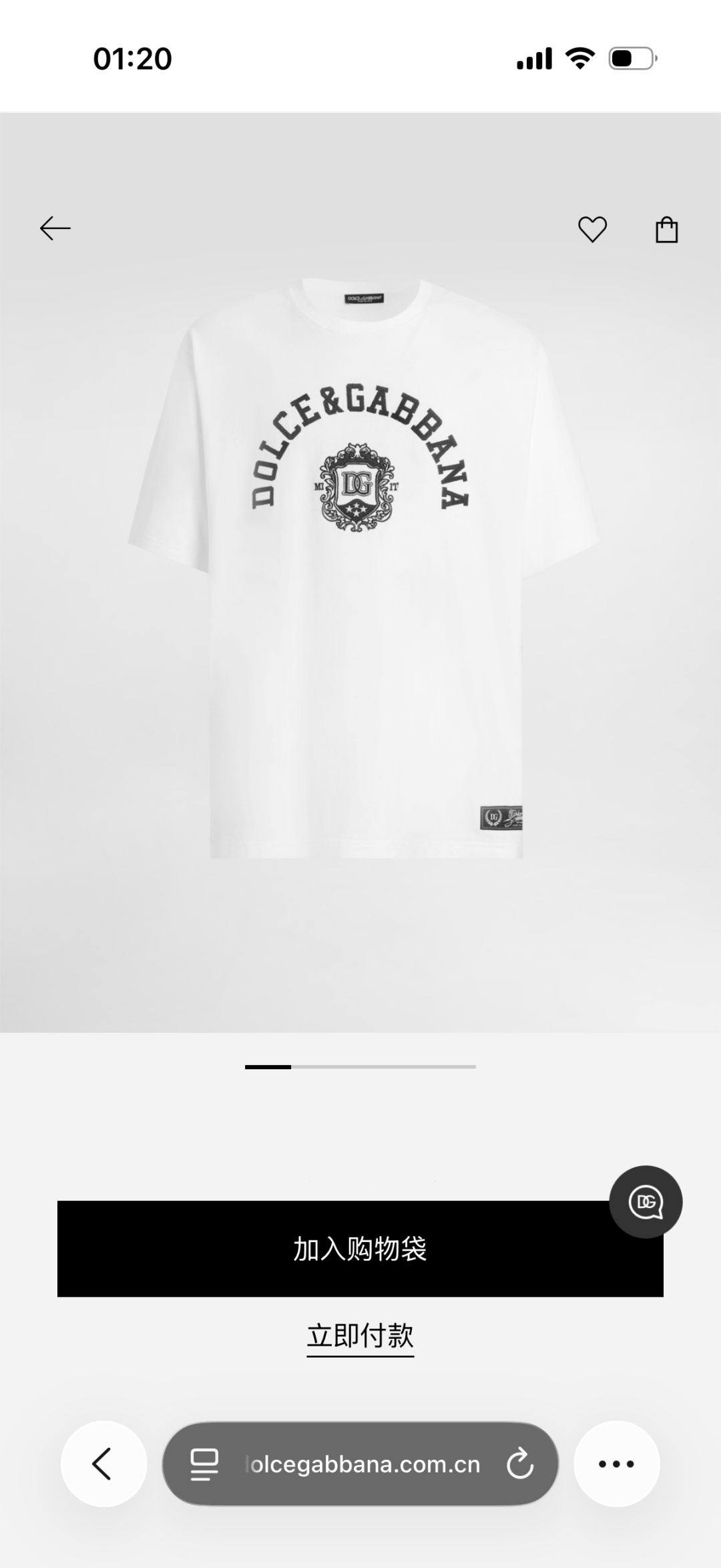 Dolce&Gabbana.杜嘉班纳 SS26春夏新品黑色植绒印花标识短袖T恤，正面饰复古黑色植绒印花印