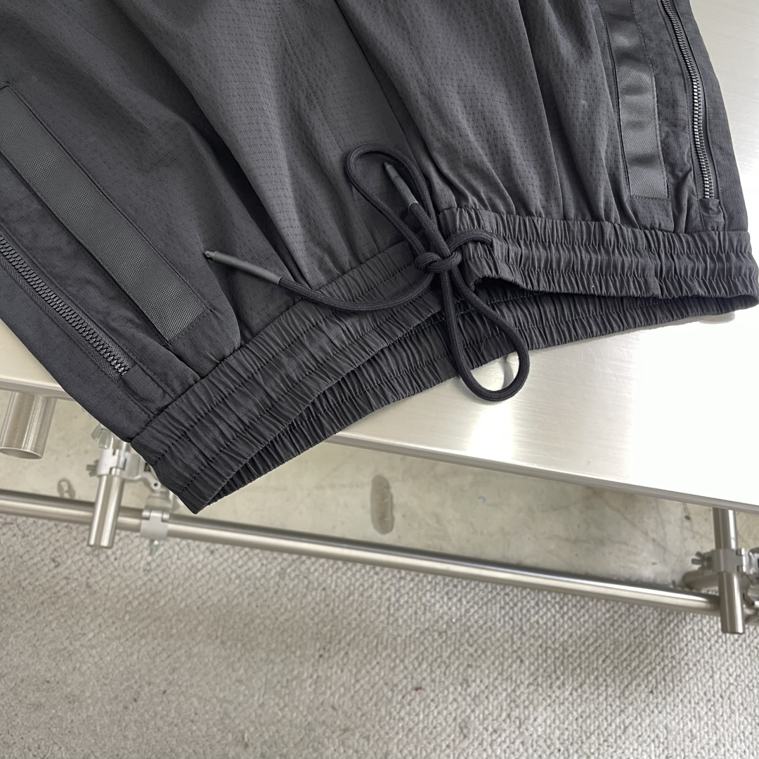 Y-3 Yamamoto山本耀司 夏季新款Y3休闲短裤，高级定制面料透气面料 透气弹力舒适度极高，细节无