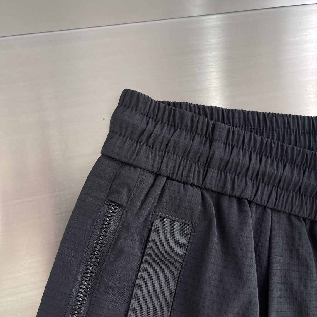 Y-3 Yamamoto山本耀司 夏季新款Y3休闲短裤，高级定制面料透气面料 透气弹力舒适度极高，细节无