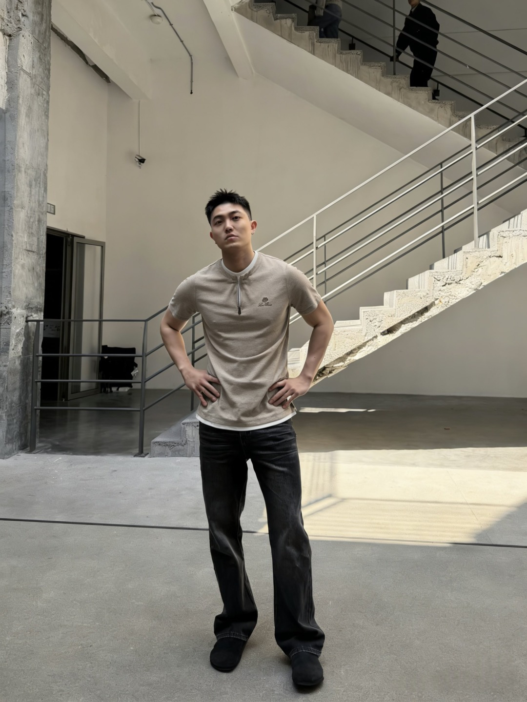 🆕loro PianaFW春夏新品圆领老钱风假两件拉链T恤，立体绣logo重工洗水半袖 工艺处理，外车线