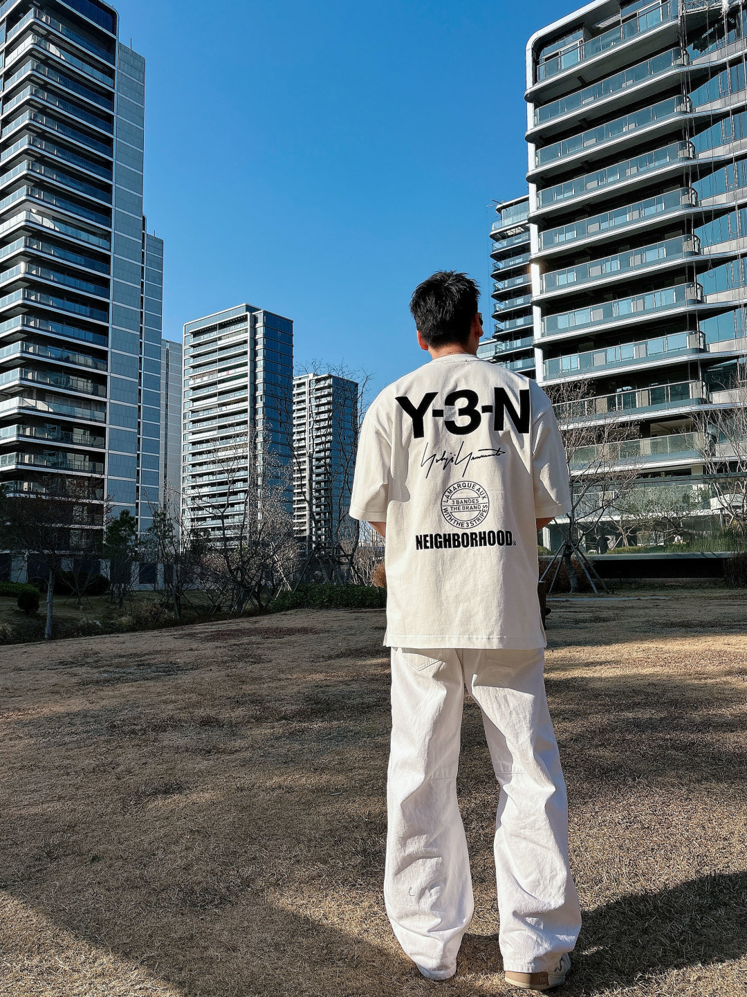 -(高版本）Y-3山本耀司 26春夏新品宽松版型短袖T恤，采用定制340g高克重棉面料，非常有质感，袖口