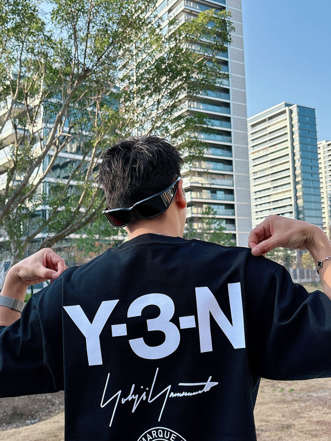 -(高版本）Y-3山本耀司 26春夏新品宽松版型短袖T恤，采用定制340g高克重棉面料，非常有质感，袖口