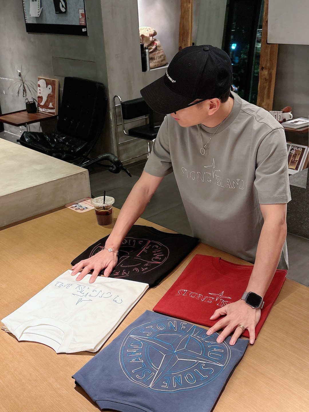 Stone Island 2026春夏短袖系列尺码: M-5XL 微阔版型克重：260克重 潮棉短袖成份