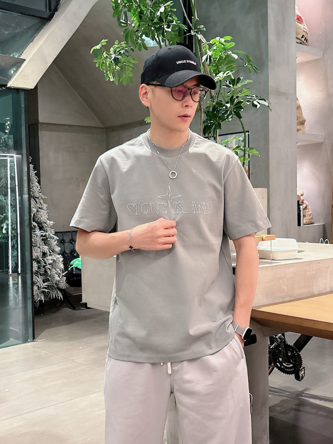 Stone Island 2026春夏短袖系列尺码: M-5XL 微阔版型克重：260克重 潮棉短袖成份