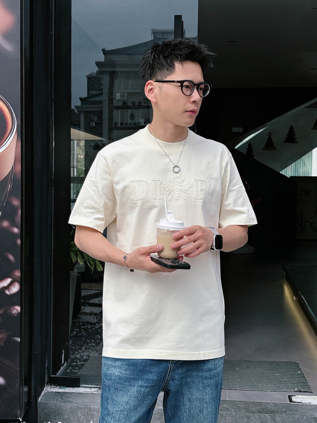 2026 春夏新品 D家短袖颜色： 黑色。白色 杏色码数：M-5XL