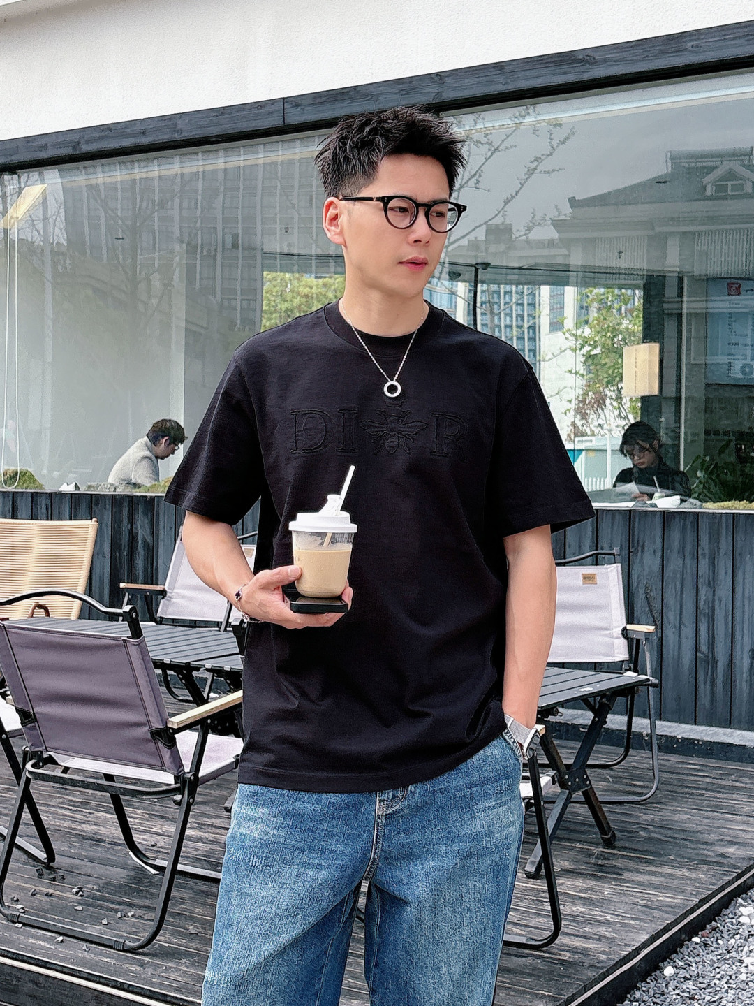 2026 春夏新品 D家短袖颜色： 黑色。白色 杏色码数：M-5XL