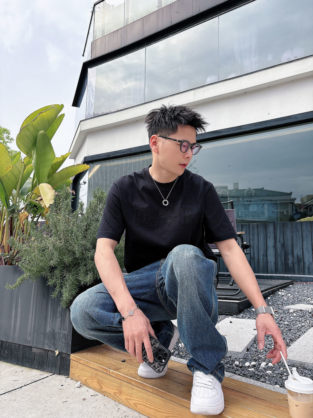 2026 春夏新品 D家短袖颜色： 黑色。白色 杏色码数：M-5XL
