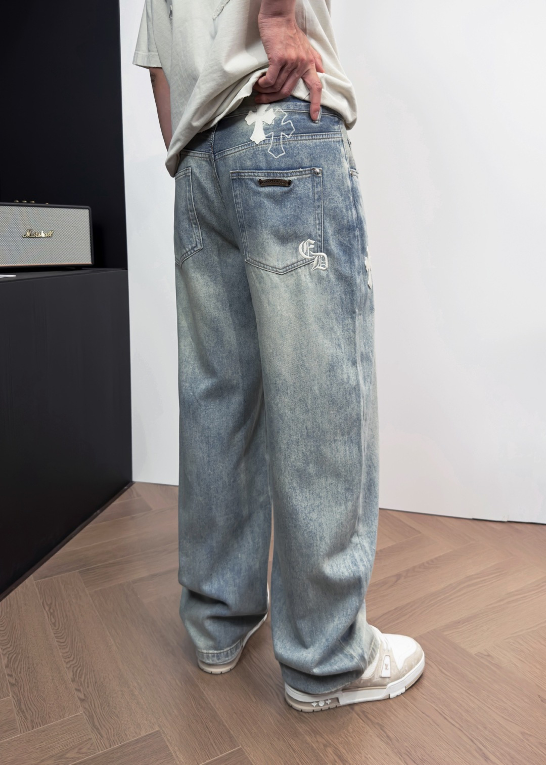 品牌：CH克家季度：2026春夏颜色：蓝色尺码：S-XL 版型：弯刀裤 牛仔裤重量：11.5安成分：83