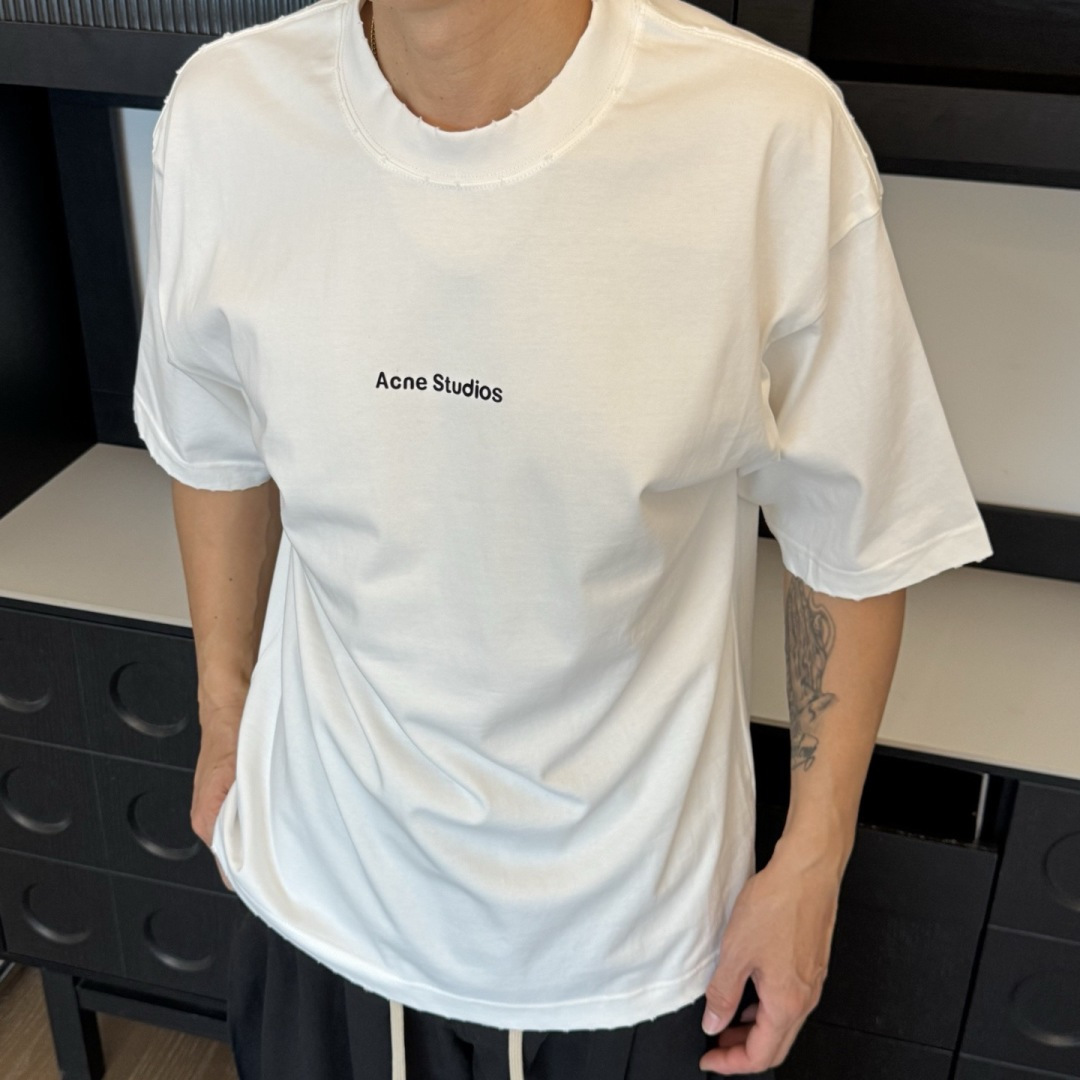 Acne Stuidos🌟2026年新款夏季短袖🆕采用纯棉面料，手感细腻，超级时尚洋气！码数：XS-XL