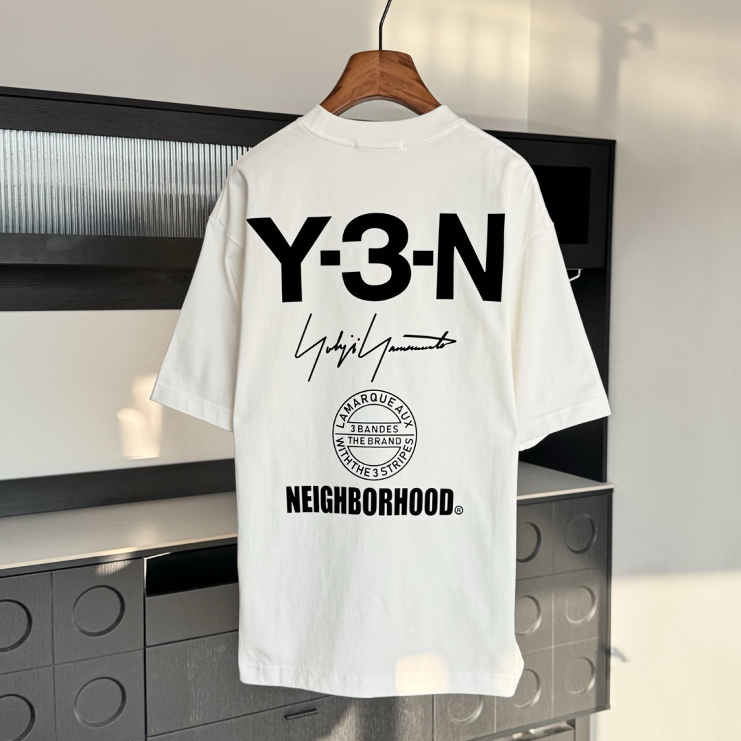 新款🌟Y-3，2026新款logo图案春夏打底短袖，采用舒适透气面料，植绒工艺 潮流搭配，顶级的做工，高