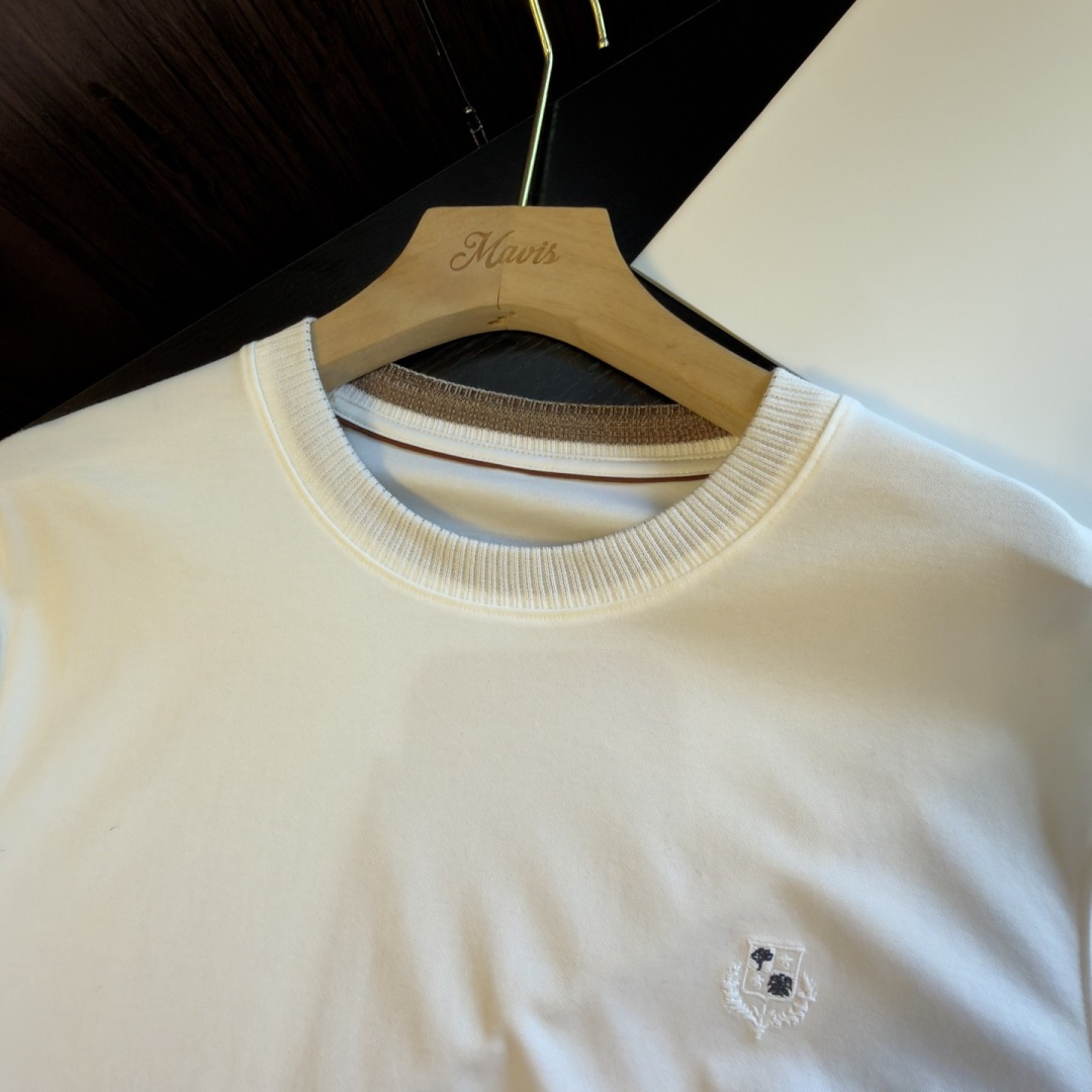 loro Piana 夏日松弛感｜一件穿出贵气底色真正的高级从来不是张扬是loro Piana式的低调质