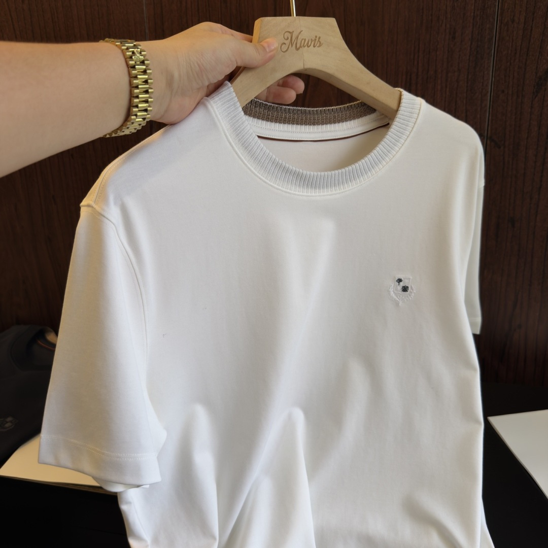 loro Piana 夏日松弛感｜一件穿出贵气底色真正的高级从来不是张扬是loro Piana式的低调质