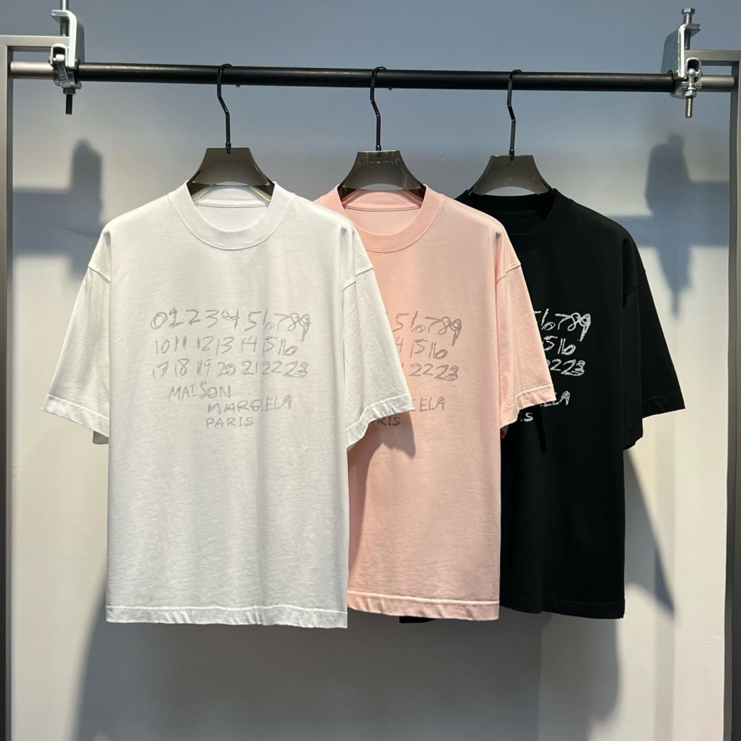 26春夏260克T恤🔥颜色：黑，白，粉码数：XS-XL款号：52175