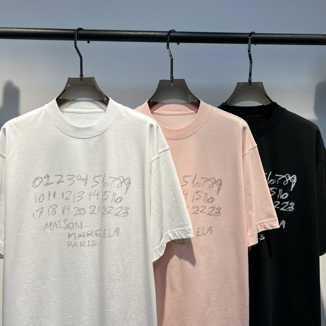 26春夏260克T恤🔥颜色：黑，白，粉码数：XS-XL款号：52175
