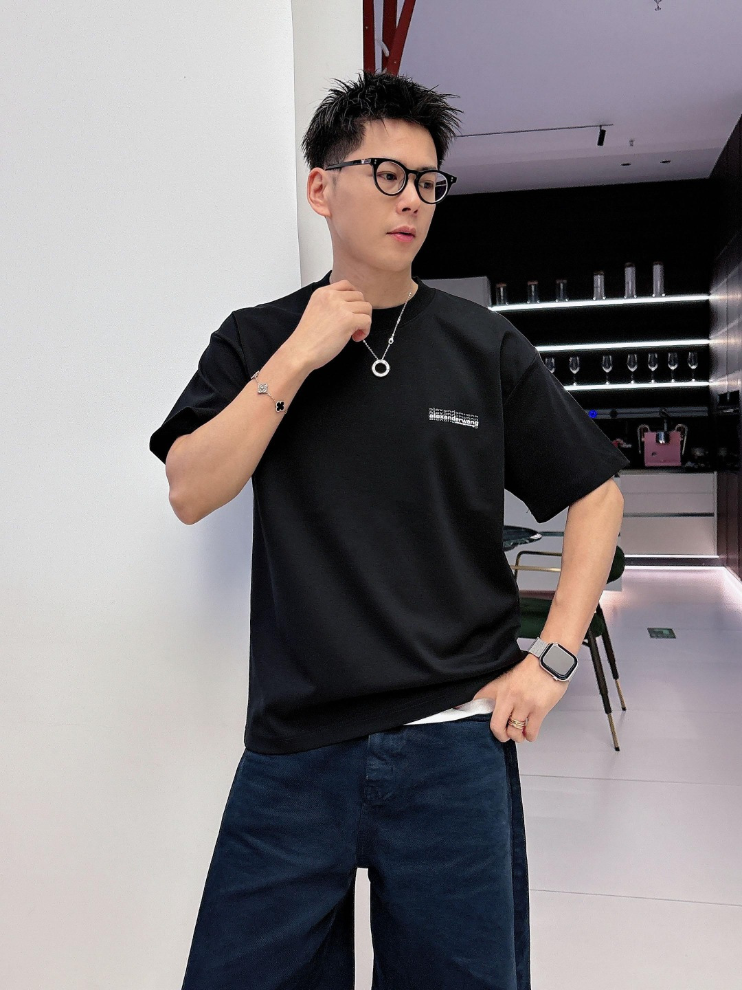 26新款短袖阔版T恤颜色：黑，白尺码：M-3XL