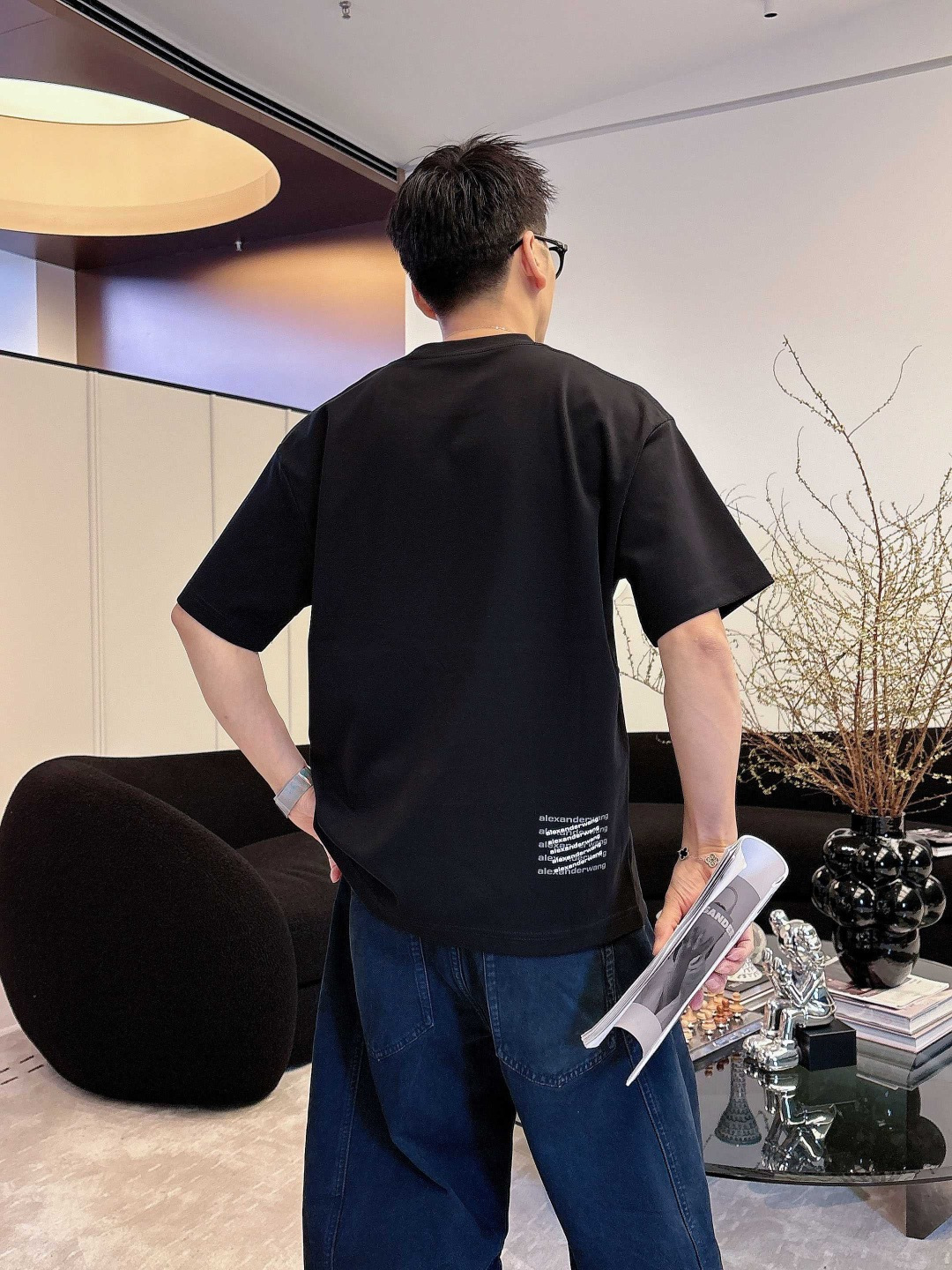 26新款短袖阔版T恤颜色：黑，白尺码：M-3XL