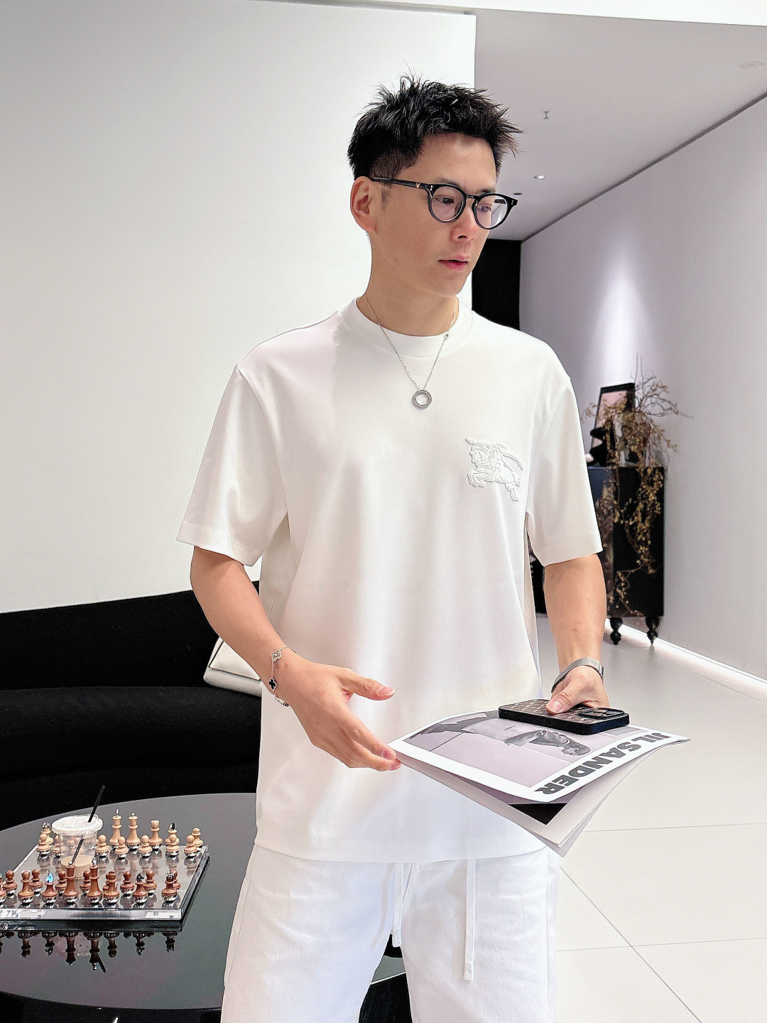 2026 春夏新品 巴宝莉短袖 颜色： 白色 黑色 藏青色码数：M-5XL