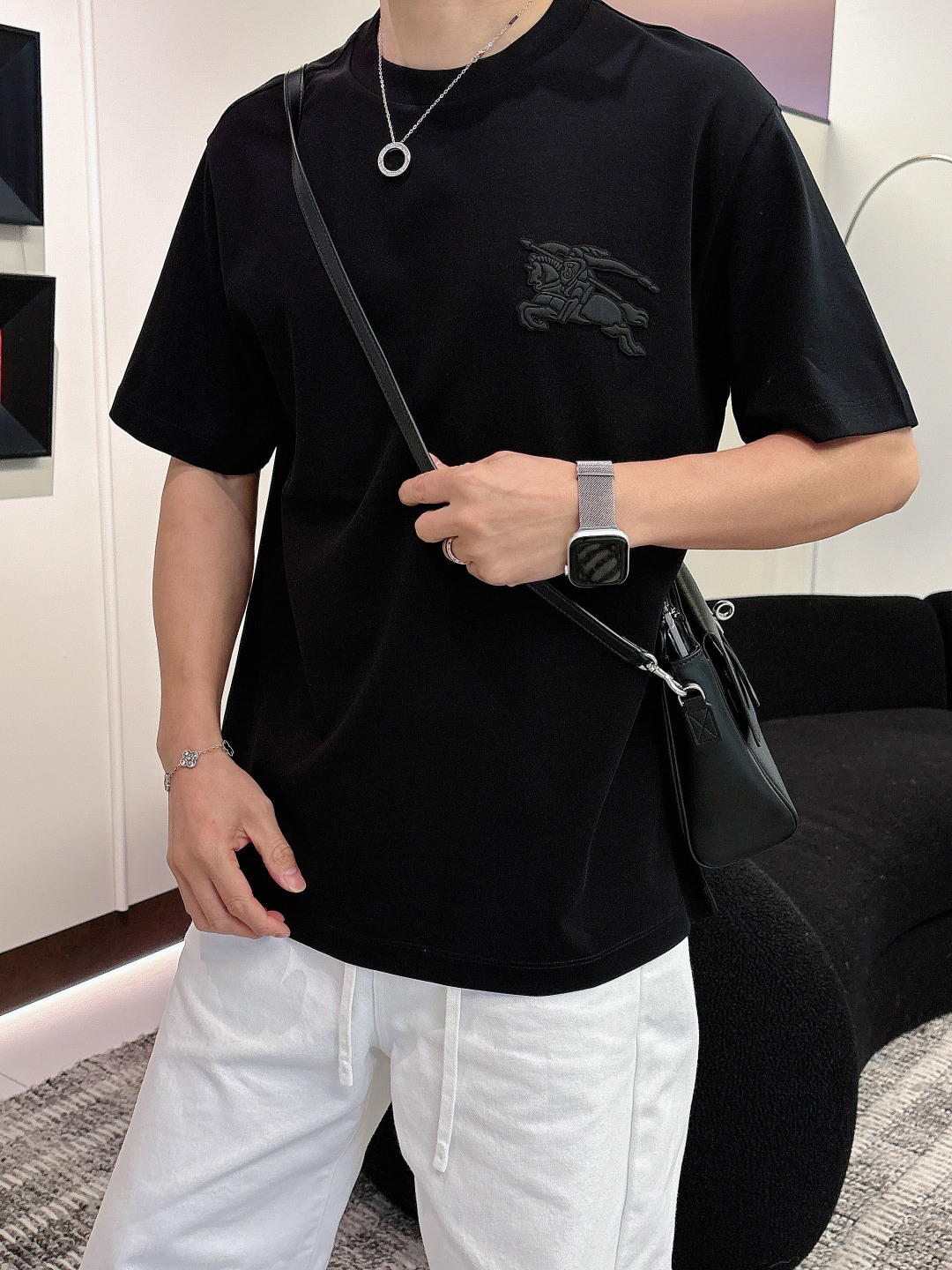 2026 春夏新品 巴宝莉短袖 颜色： 白色 黑色 藏青色码数：M-5XL