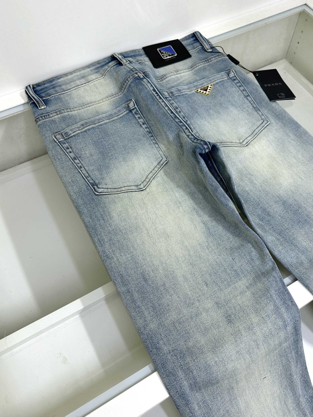 Prada 普拉达 🌟🇮🇹🌟 🔥新款新品 专柜有售 实体店极品牛仔裤🐂专柜原版1:1好货，适合各个年龄段
