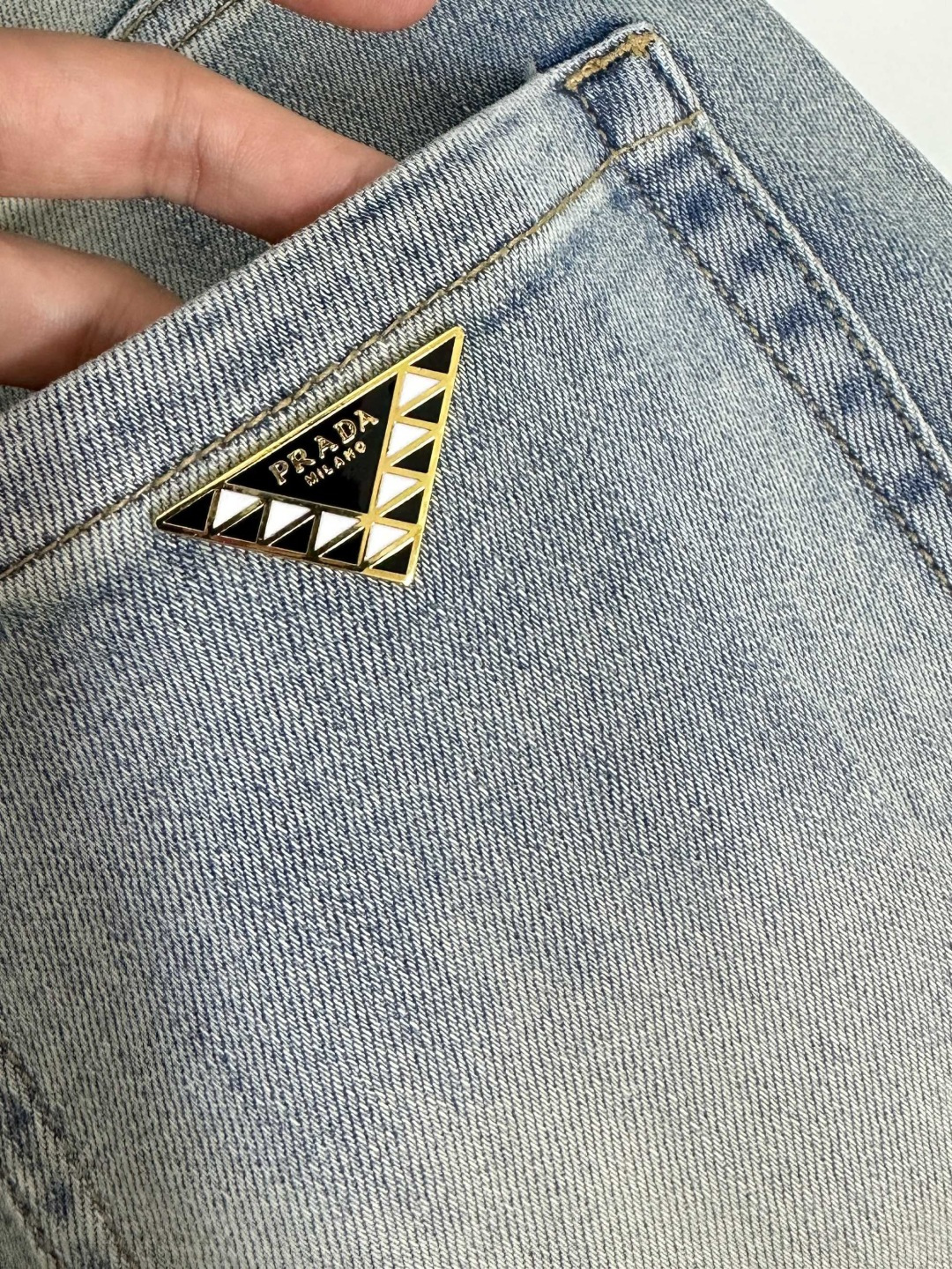 Prada 普拉达 🌟🇮🇹🌟 🔥新款新品 专柜有售 实体店极品牛仔裤🐂专柜原版1:1好货，适合各个年龄段