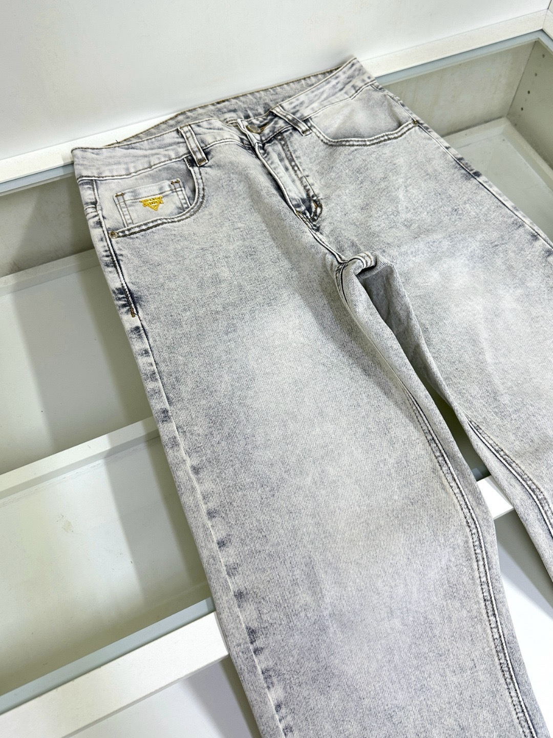 LV 路易威登 🌟🔥爆款来袭 🔥新款新品 专柜有售 实体店已极品牛仔裤🐂专柜原版1:1好货，适合各个年龄