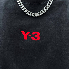 品牌:Y-3季度:春夏颜色:黑色 白色尺码:S-XXL版型:宽松版 短袖T成分:100%棉工艺:激光烫花 品牌:Y-3季度:春夏颜色:黑色 白色尺码:S-XXL版型:宽松版 短袖T成分:100%棉工艺:激光烫花