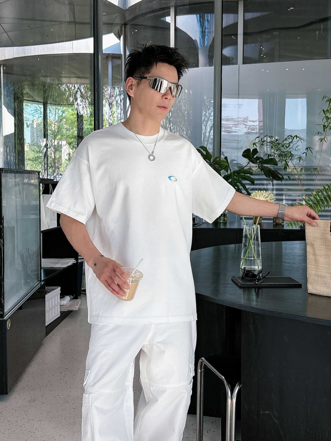 26新款短袖阔版T恤颜色：黑，白，铁灰尺码：S-XL