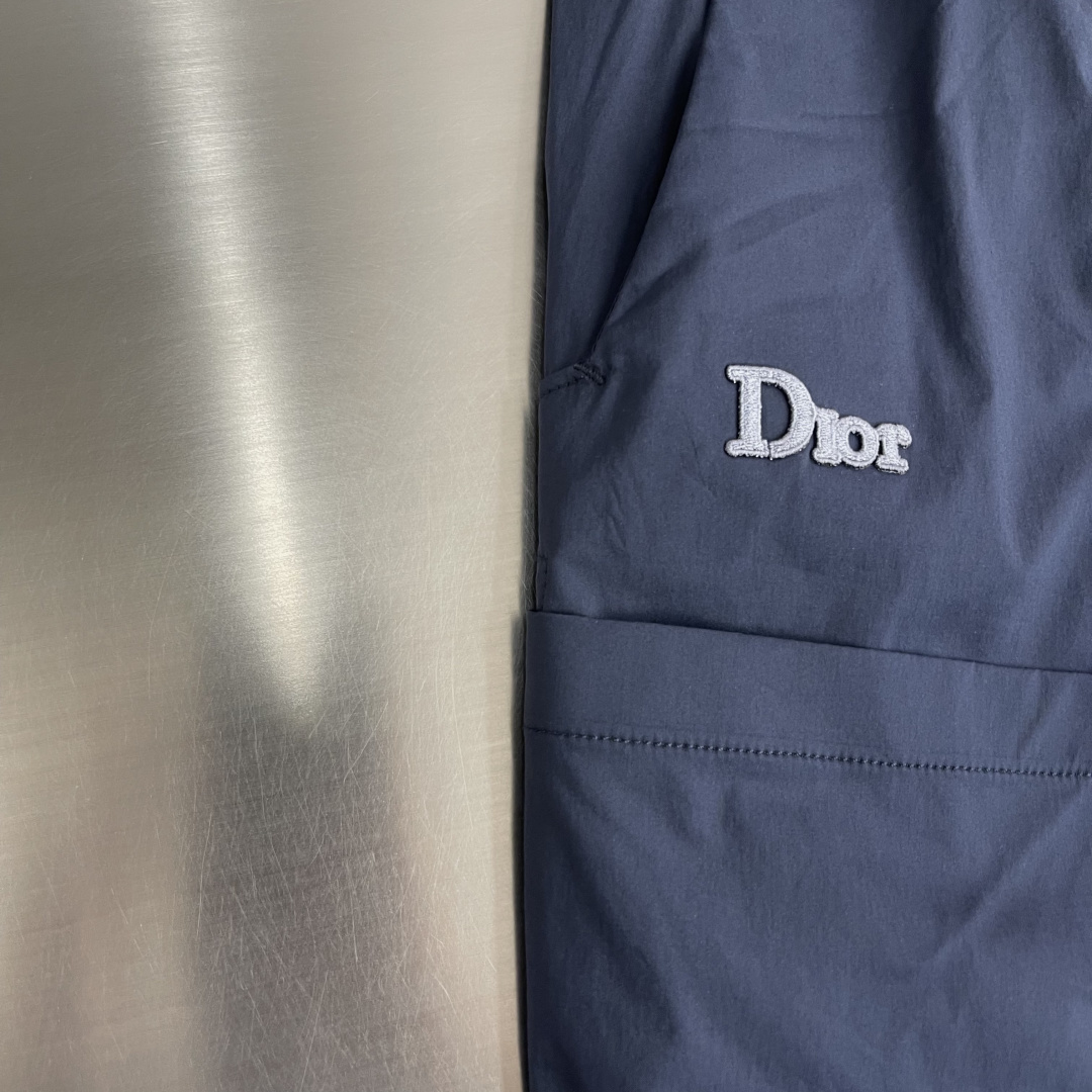 -Dio    2026春夏新款工装休闲裤码数：M-3XL 直筒休闲裤工艺：工装设计 简约不单调 凉感面