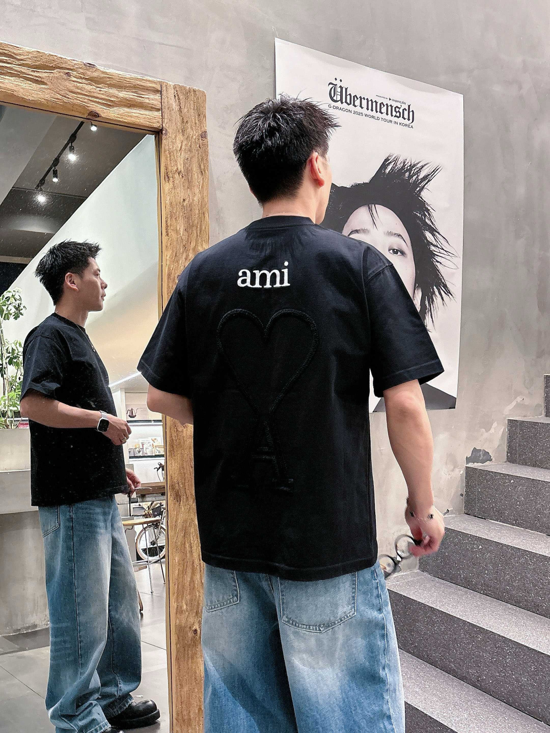 26新款短袖阔版T恤颜色：黑，白尺码：M-3XL