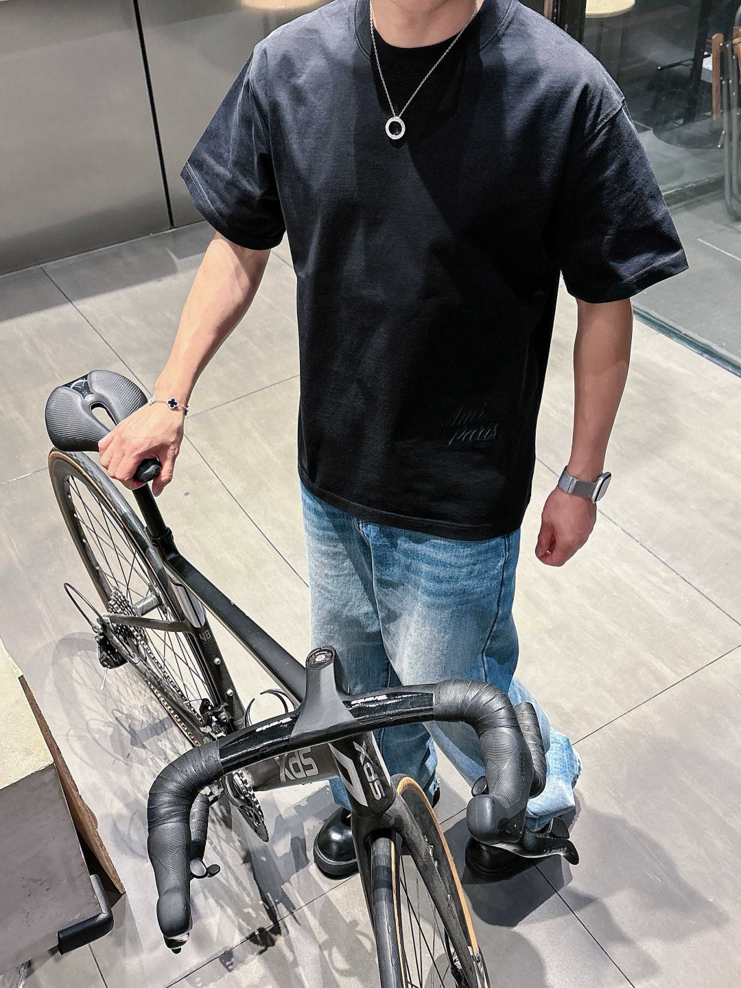 26新款短袖阔版T恤颜色：黑，白尺码：M-3XL
