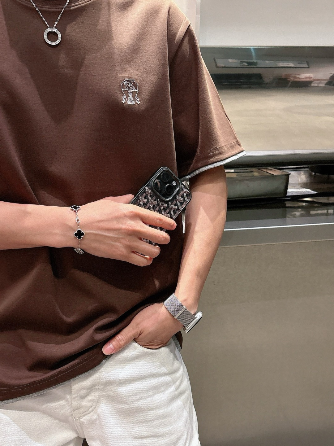 2026 S/S New 新品1.颜色：黑色 白色 藏青色 金铜色2.尺码:M-5XL3.版型:微阔短袖