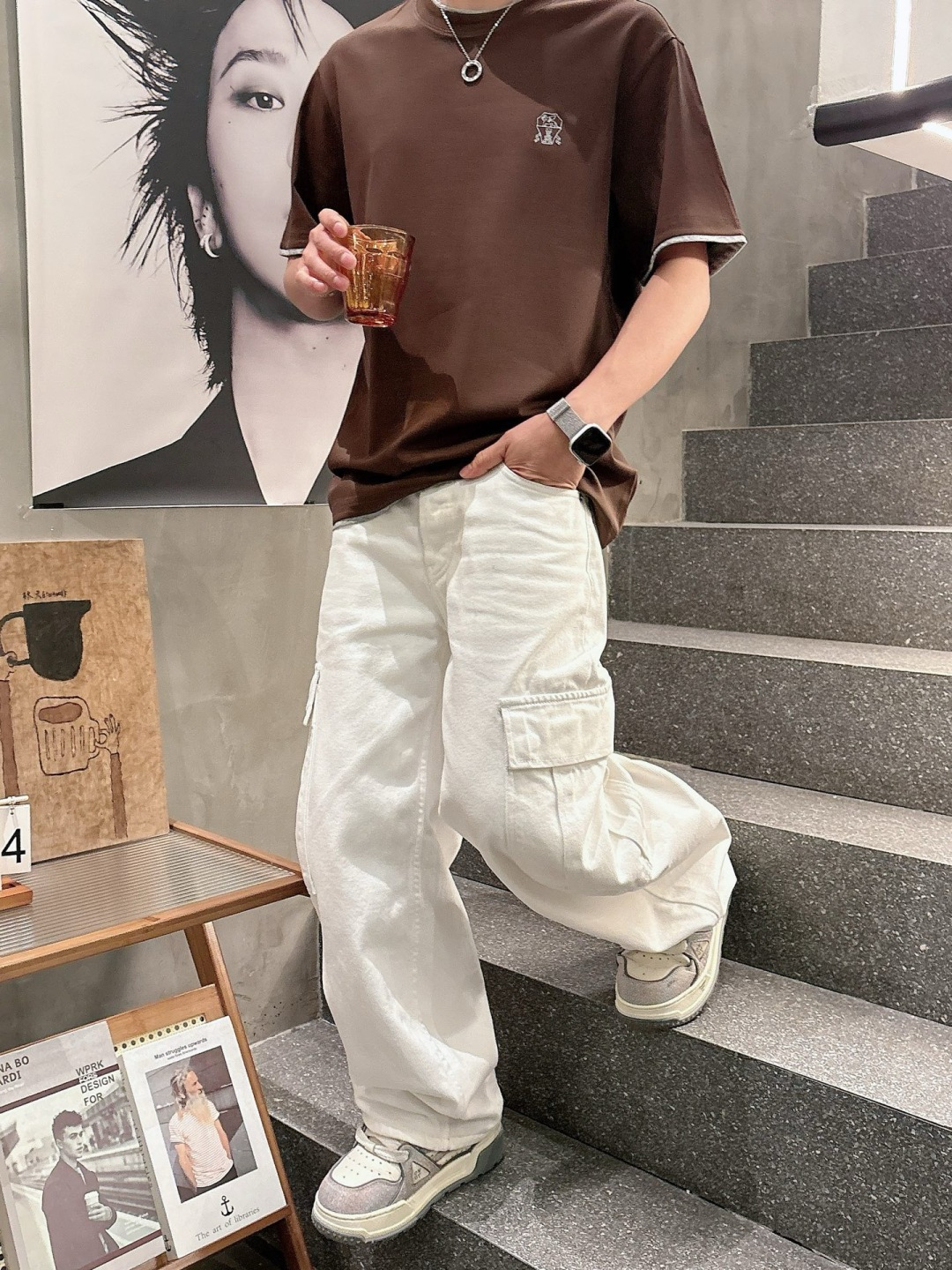 2026 S/S New 新品1.颜色：黑色 白色 藏青色 金铜色2.尺码:M-5XL3.版型:微阔短袖