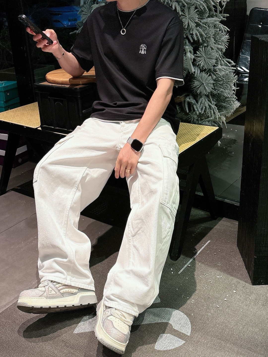 2026 S/S New 新品1.颜色：黑色 白色 藏青色 金铜色2.尺码:M-5XL3.版型:微阔短袖