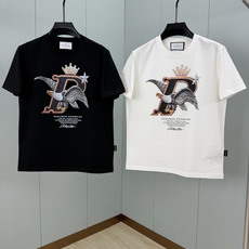 PHILIPP PLEIN SS26春夏新品Eagle印花标识短袖T恤,正面饰有鹰、皇冠和字母组合设计, PHILIPP PLEIN SS26春夏新品Eagle印花标识短袖T恤,正面饰有鹰、皇冠和字母组合设计,