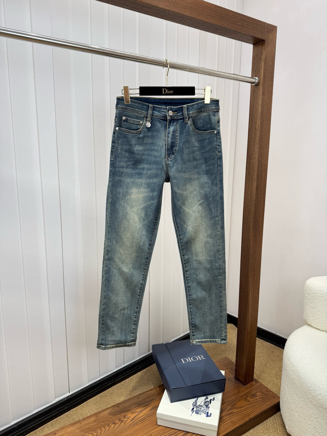 范思哲 新品上市 FW四季款新款男士休闲牛仔裤，顶级品质！渠道订单，官网同步出售！！原厂订制牛仔全棉材质
