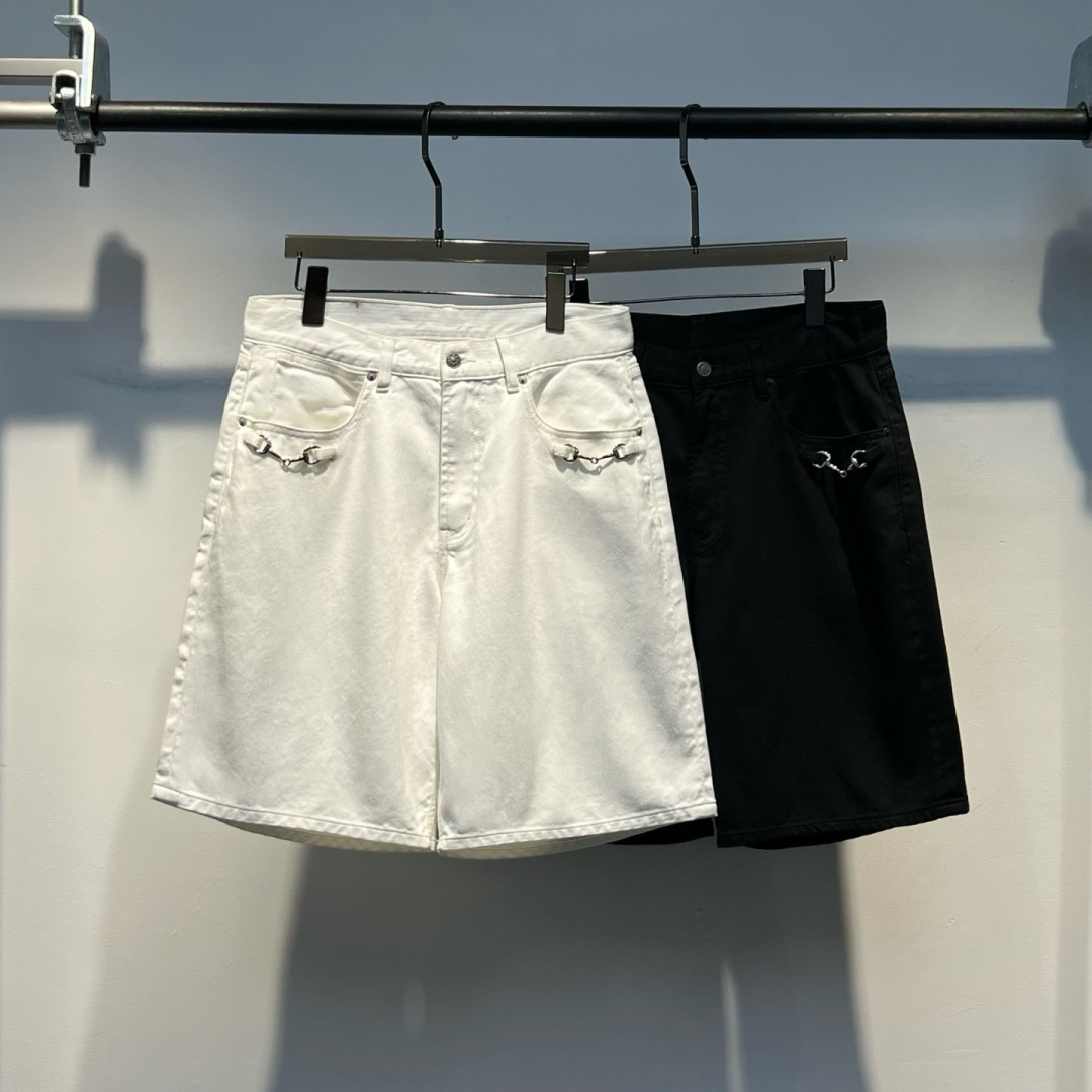 夏季牛仔短裤上新🆕颜色：黑，白码数：M-3XL款号：766