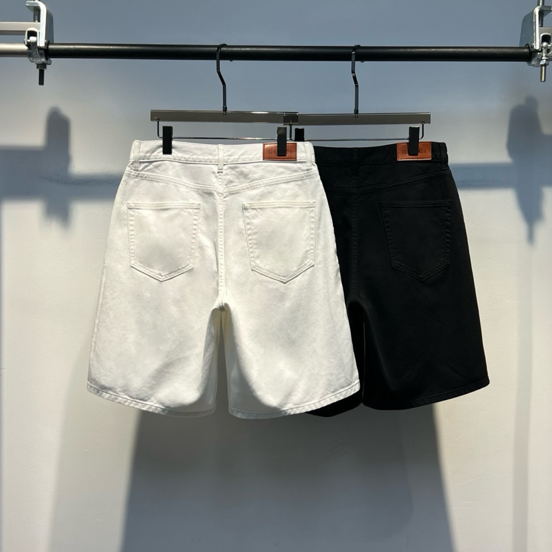 夏季牛仔短裤上新🆕颜色：黑，白码数：M-3XL款号：766