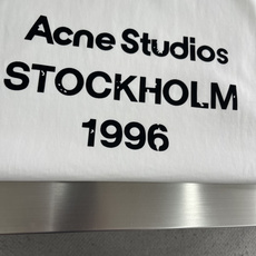 -Acne Studio 植绒 短袖T恤字母图案 辅以植绒印花工艺成衣洗水 面料更柔软 顺滑 质 -Acne Studio 植绒 短袖T恤字母图案 辅以植绒印花工艺成衣洗水 面料更柔软 顺滑 质