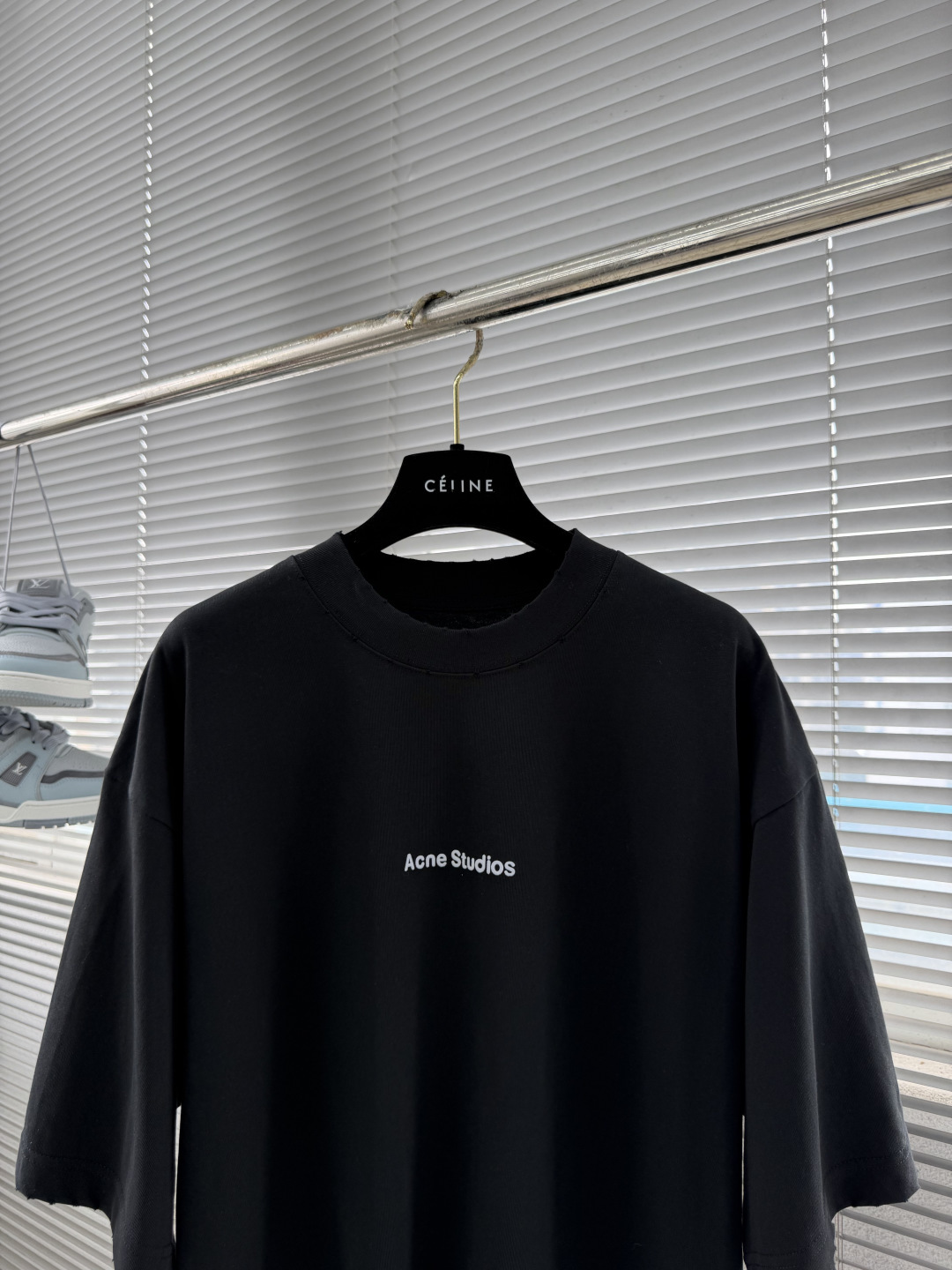 -Acne Studio 植绒 短袖T恤字母图案 辅以植绒印花工艺成衣洗水 面料更柔软 顺滑 质 -Acne Studio 植绒 短袖T恤字母图案 辅以植绒印花工艺成衣洗水 面料更柔软 顺滑 质