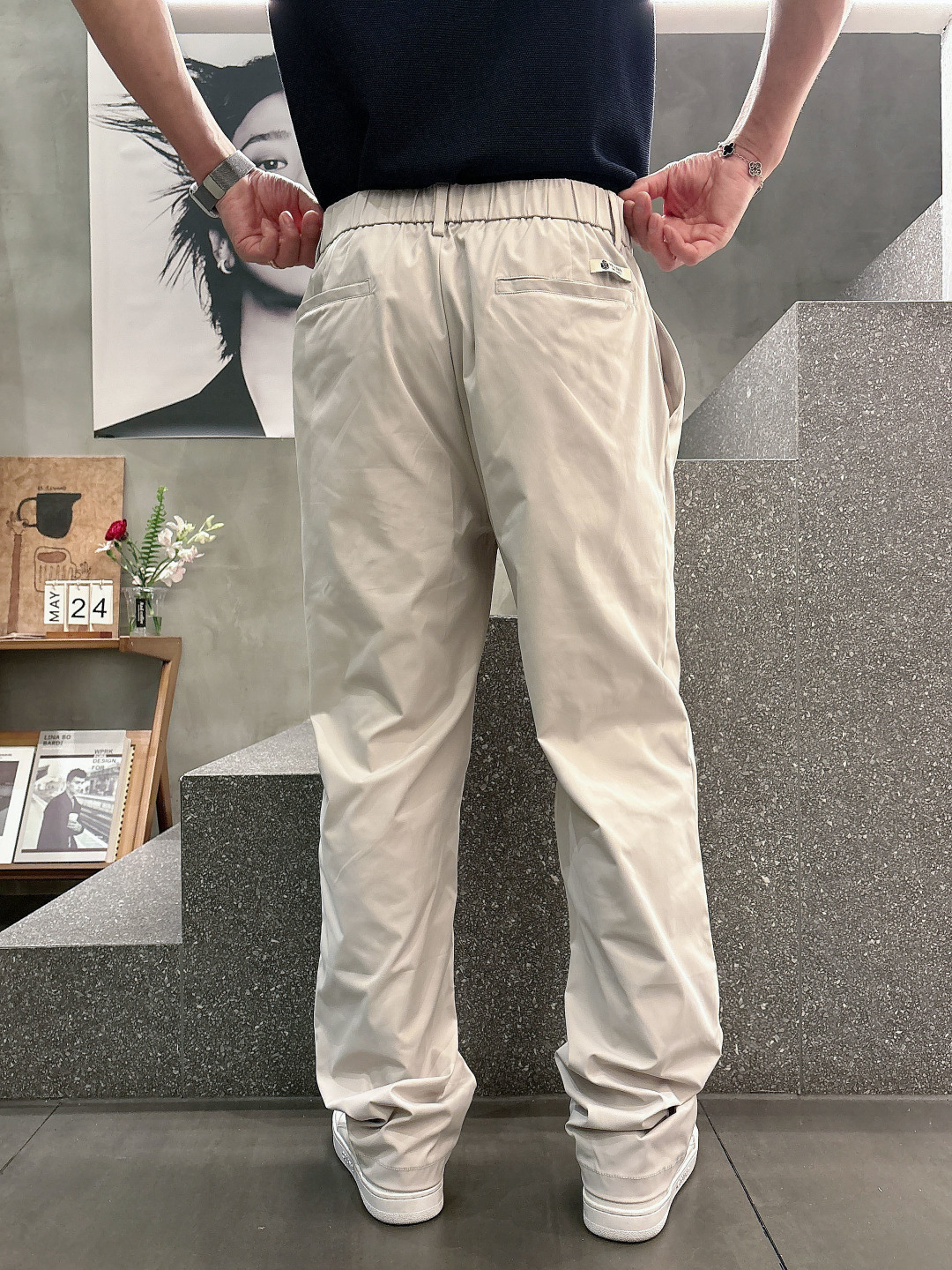 2026 春夏新品 Loro piana 休闲裤颜色：黑色 蓝色 杏色码数：M-3XL