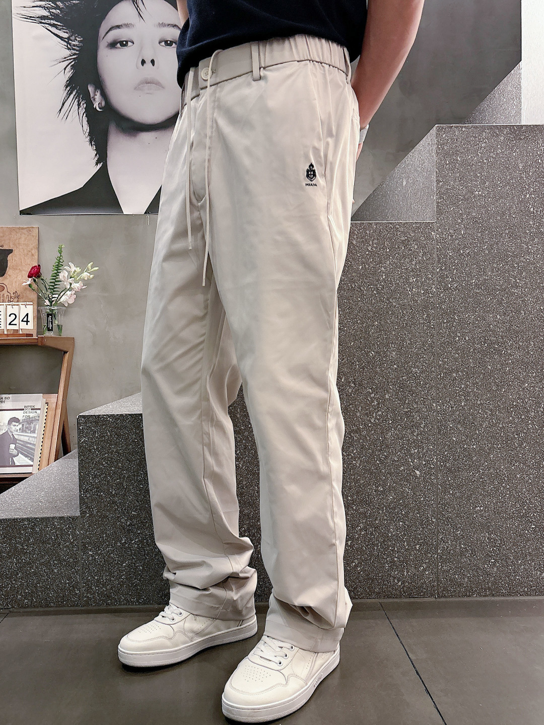 2026 春夏新品 Loro piana 休闲裤颜色：黑色 蓝色 杏色码数：M-3XL