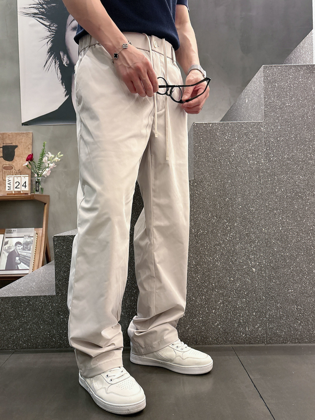 2026 春夏新品 Loro piana 休闲裤颜色：黑色 蓝色 杏色码数：M-3XL