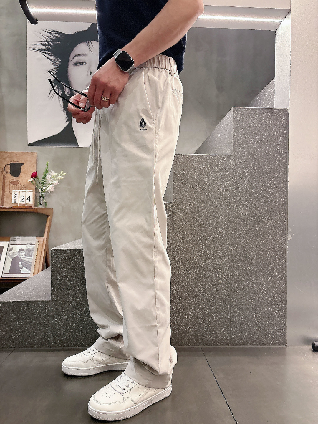 2026 春夏新品 Loro piana 休闲裤颜色：黑色 蓝色 杏色码数：M-3XL