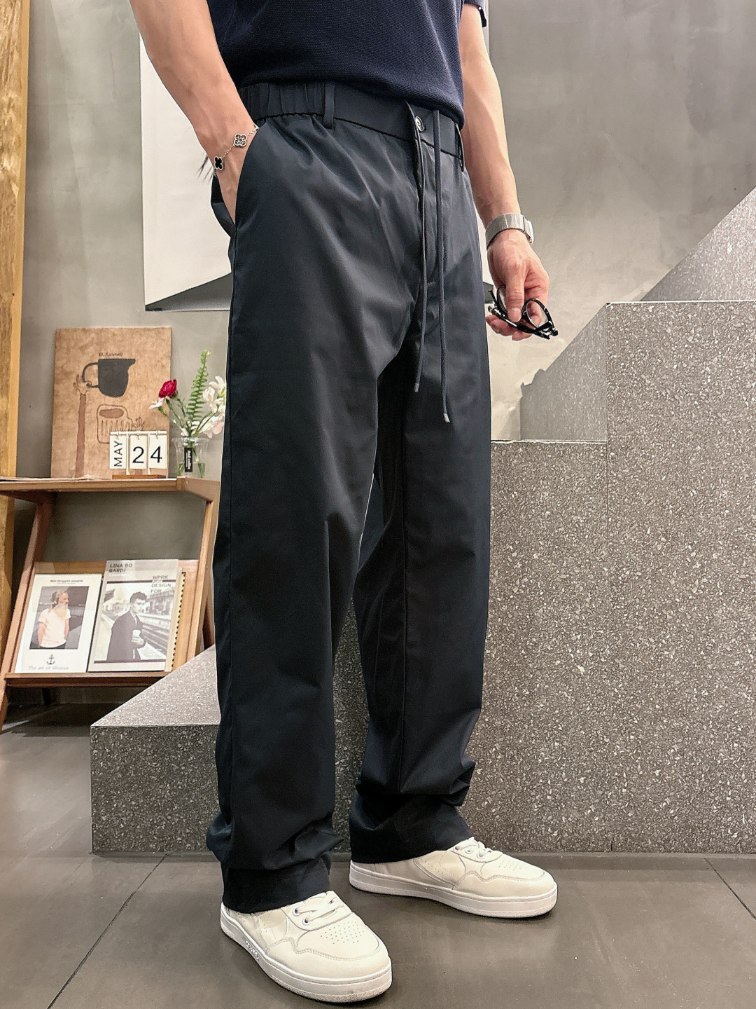 2026 春夏新品 Loro piana 休闲裤颜色：黑色 蓝色 杏色码数：M-3XL