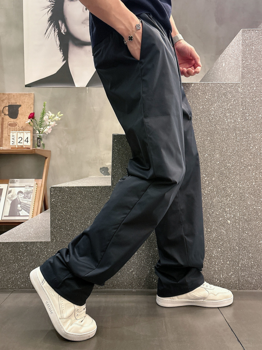 2026 春夏新品 Loro piana 休闲裤颜色：黑色 蓝色 杏色码数：M-3XL