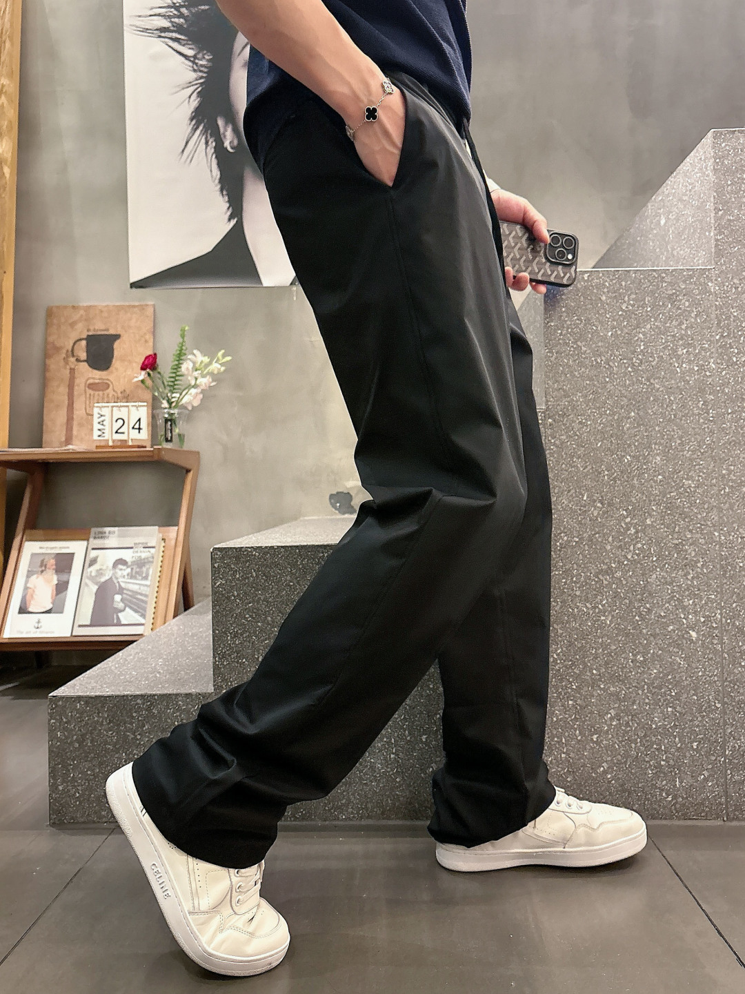 2026 春夏新品 Loro piana 休闲裤颜色：黑色 蓝色 杏色码数：M-3XL